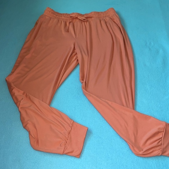 ANY BODY joggers lightweight elastic waistband drawstring coral NEW size M - Picture 2 of 14